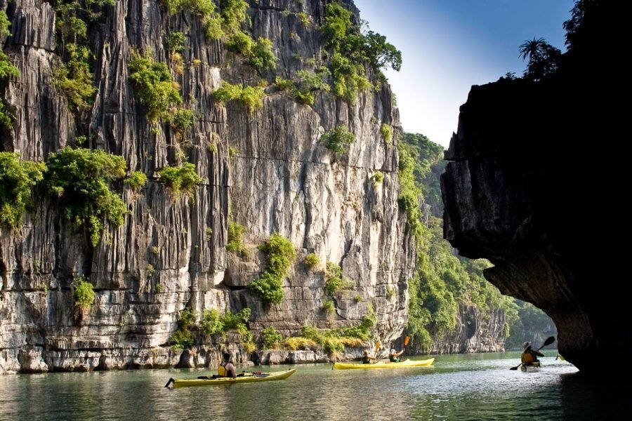 9-Day Hanoi – Halong Bay – Danang – Ho Chi Minh City Tour