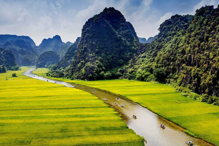 7-Day Hanoi – Halong Bay – Danang Tour Package