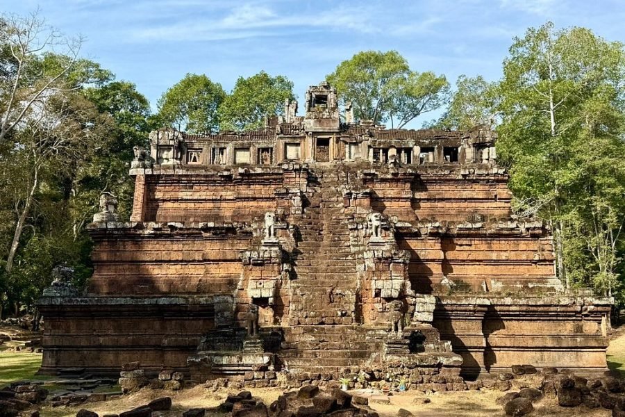 The Majestic Angkor Empire: A 5-Day Odyssey Through Ancient Cambodia