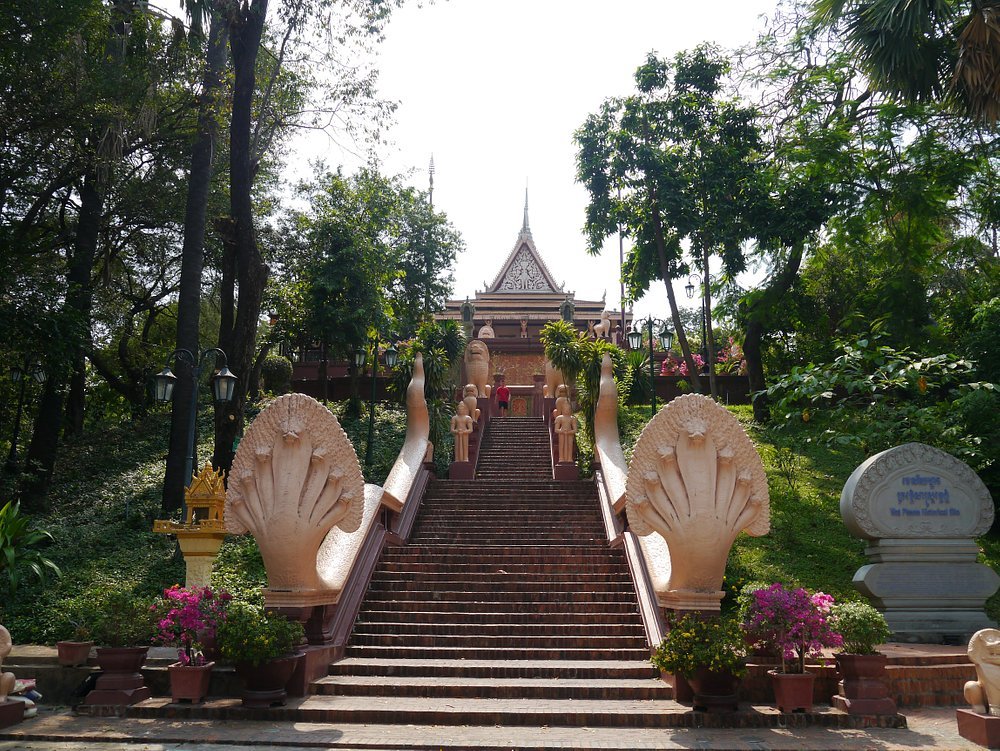 Day 1: Arrival in Phnom Penh - Exploring the Capital
