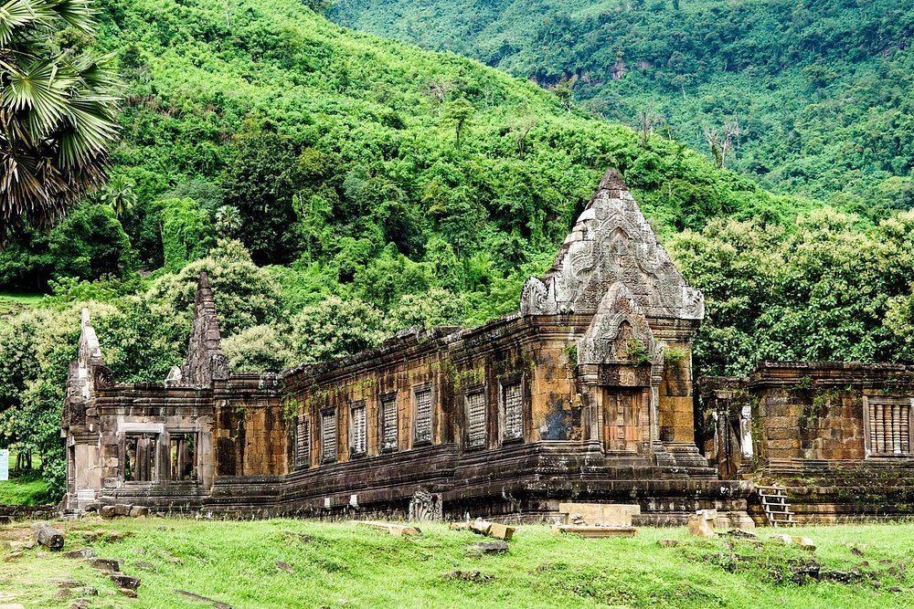 Laos Timeless Heritage Journey: From Sacred Luang Prabang to the Mystical 4,000 Islands