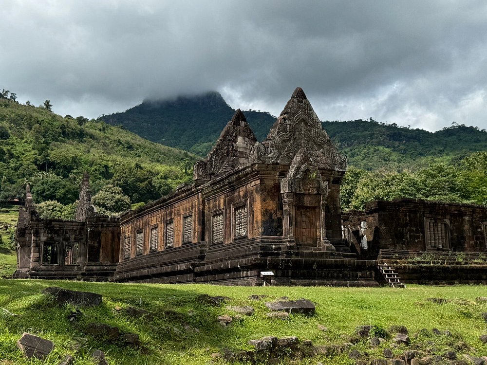 Laos Timeless Heritage Journey: From Sacred Luang Prabang to the Mystical 4,000 Islands