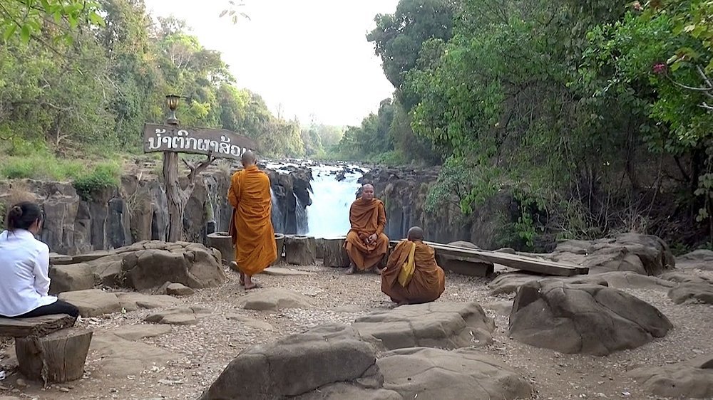 Laos Timeless Heritage Journey: From Sacred Luang Prabang to the Mystical 4,000 Islands