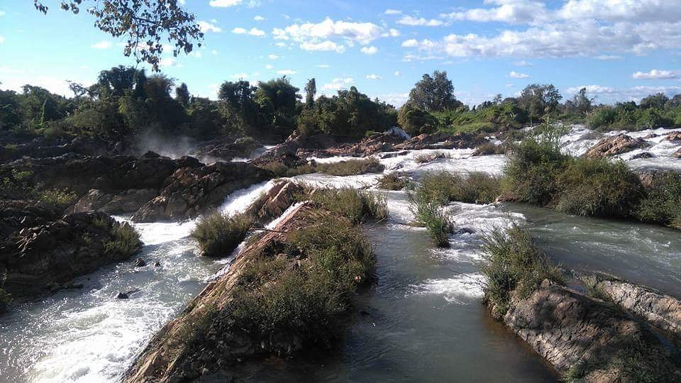 Laos Timeless Heritage Journey: From Sacred Luang Prabang to the Mystical 4,000 Islands