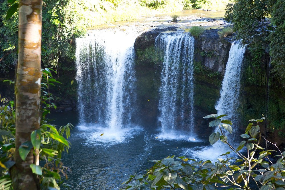 Laos Timeless Heritage Journey: From Sacred Luang Prabang to the Mystical 4,000 Islands
